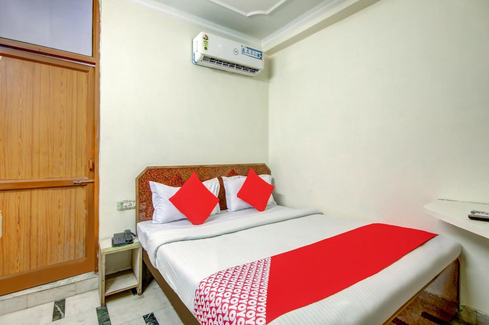 Hotel Neha Inn New Delhi Exterior photo
