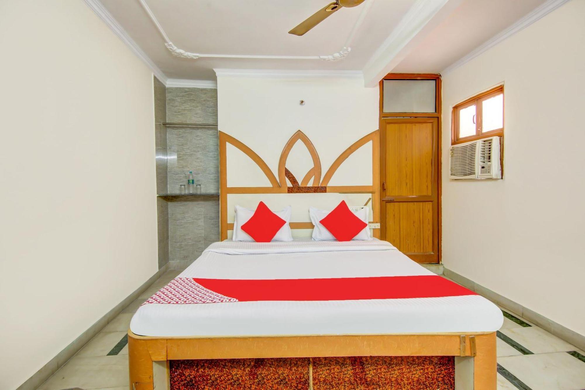 Hotel Neha Inn New Delhi Exterior photo