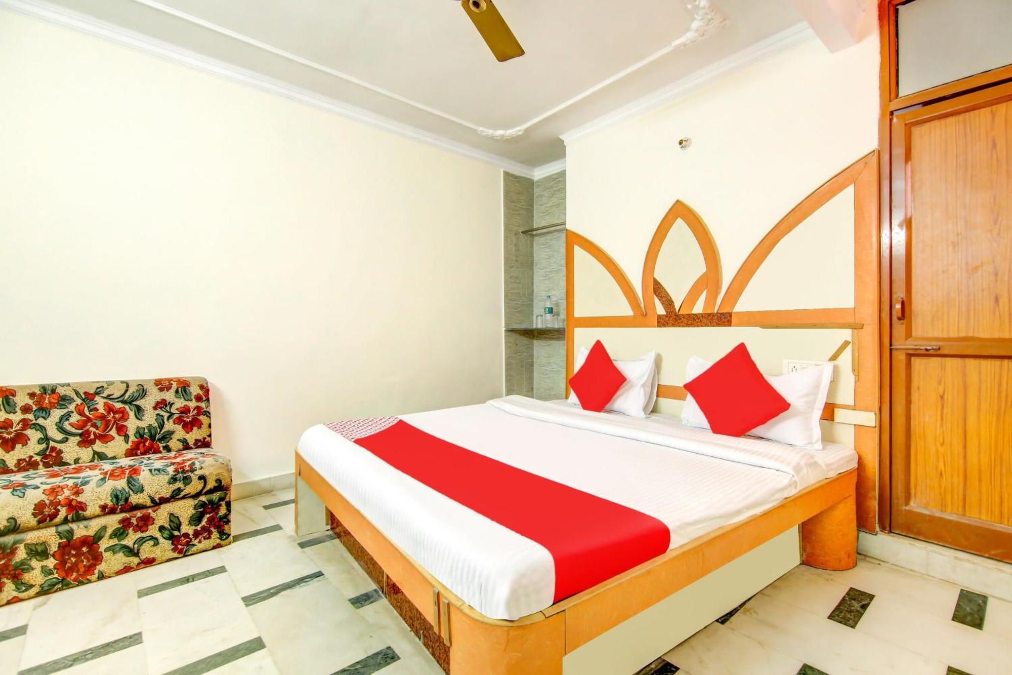 Hotel Neha Inn New Delhi Exterior photo