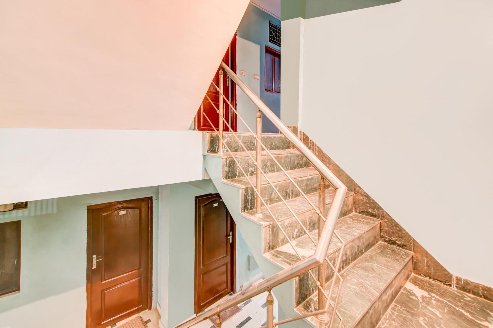 Hotel Neha Inn New Delhi Exterior photo
