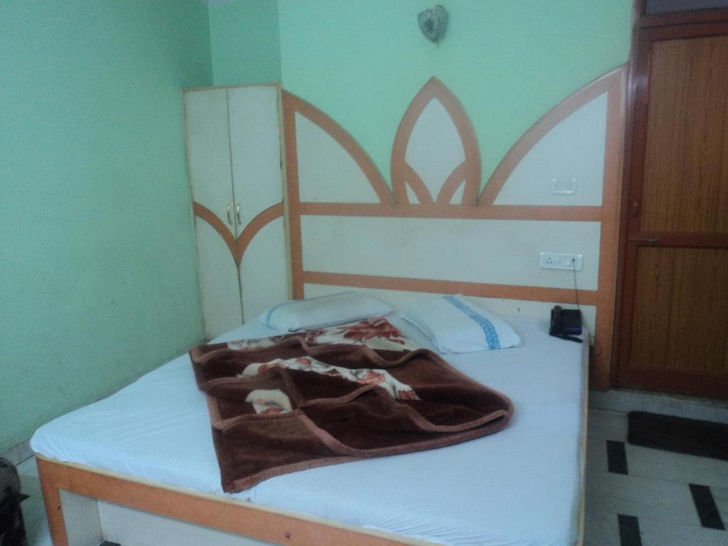Hotel Neha Inn New Delhi Room photo