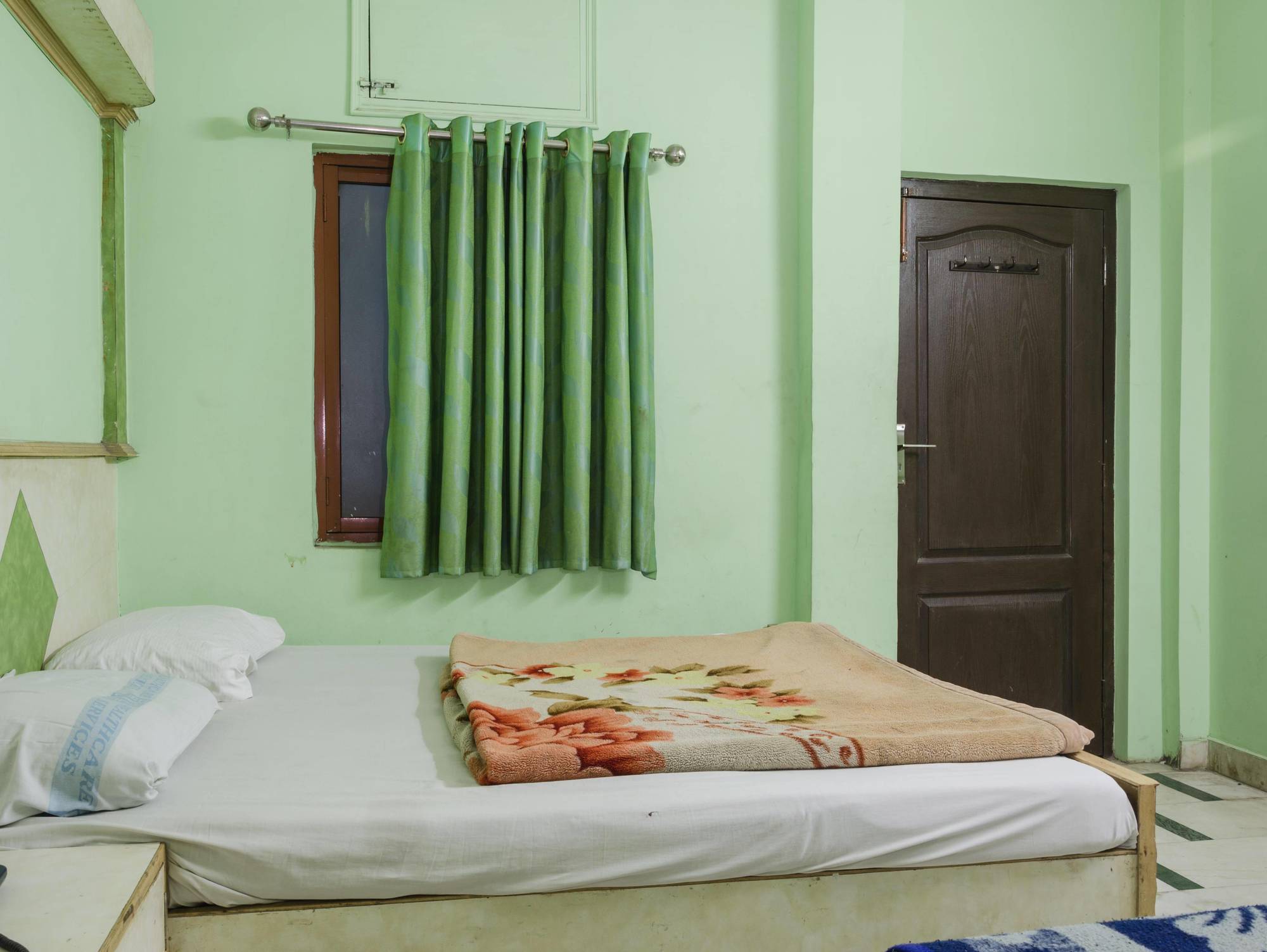 Hotel Neha Inn New Delhi Exterior photo